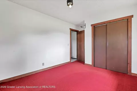 Bedroom - 1189 E Maple Rapids Rd, Saint Johns, MI 48879 photo 4 of 6