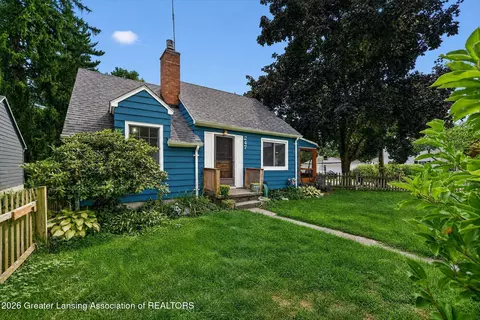 247 Oxford Rd, East Lansing, MI 48823
