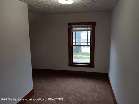 908 N Pine St, Lansing, MI 48906 photo 6