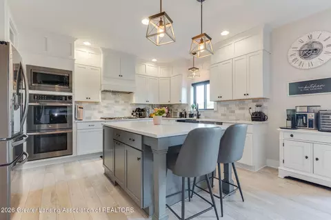 Kitchen - 14250 Clairmont Dr, Bath, MI 48808 photo 4 of 4