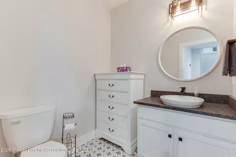 Bath - 14250 Clairmont Dr, Bath, MI 48808 photo 6 of 6