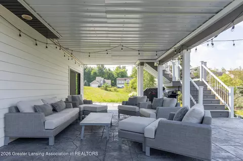 Exterior - 14250 Clairmont Dr, Bath, MI 48808 photo 8 of 19