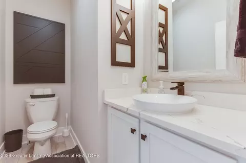 Bath - 14250 Clairmont Dr, Bath, MI 48808 photo 1 of 6