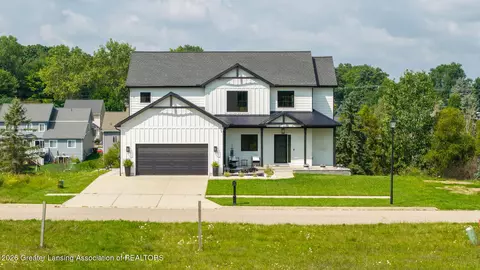Exterior - 14250 Clairmont Dr, Bath, MI 48808 photo 16 of 19