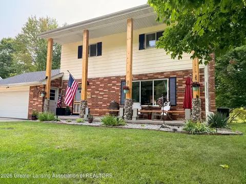 2683 Dellridge Dr, Holt, MI 48842