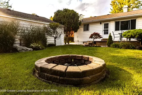 Exterior - 3221 Sunnylane, Lansing, MI 48906 photo 3 of 3