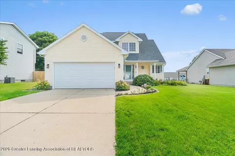 1604 Holbrook Rd, Holt, MI 48842