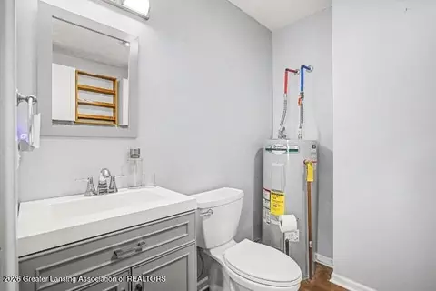 Bath - 6342 Rosedale Rd, Lansing, MI 48911 photo 1 of 2