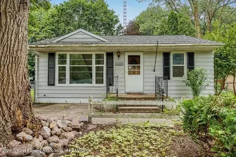 Exterior - 6342 Rosedale Rd, Lansing, MI 48911 photo 1 of 4