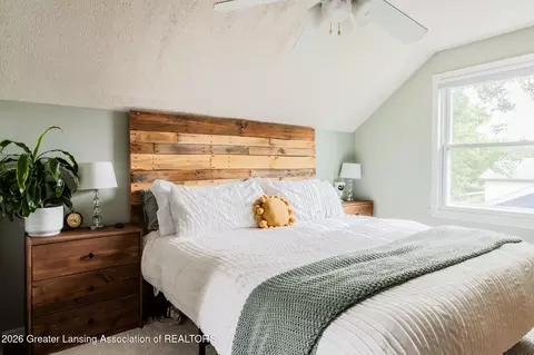 Bedroom - 2014 Devonshire Ave, Lansing, MI 48910 photo 5 of 10