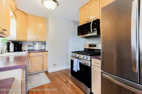 Kitchen - 2014 Devonshire Ave, Lansing, MI 48910 photo 1 of 5