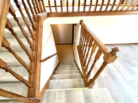 Entry Way - 1114 Wolf Run Dr, Lansing, MI 48917 photo 2 of 4
