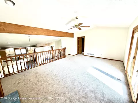 Living - 1114 Wolf Run Dr, Lansing, MI 48917 photo 3 of 5