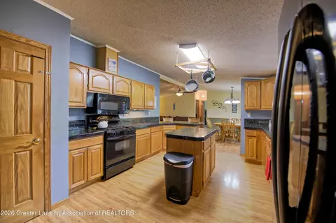 Kitchen - 4065 S Lyons Rd, Lyons, MI 48851 photo 1 of 4