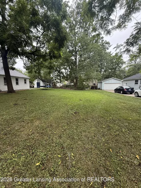 0 Martinus St, Haslett, MI 48840