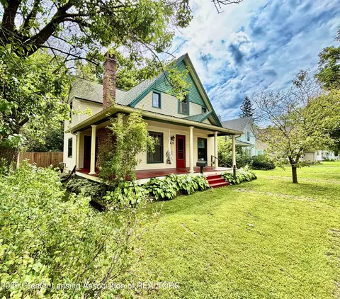 420 E Henry St, Charlotte, MI 48813