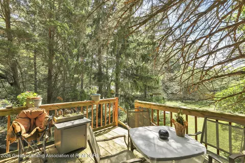 Exterior - 525 N Cedar Rd, Mason, MI 48854 photo 11 of 11