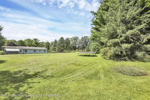 Exterior - 525 N Cedar Rd, Mason, MI 48854 photo 6 of 11