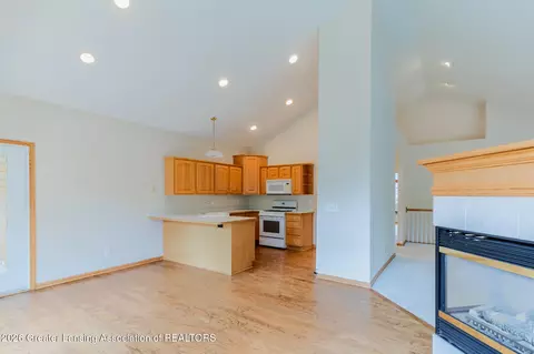 Living - 5601 Wild Iris Ln, Haslett, MI 48840 photo 6 of 8