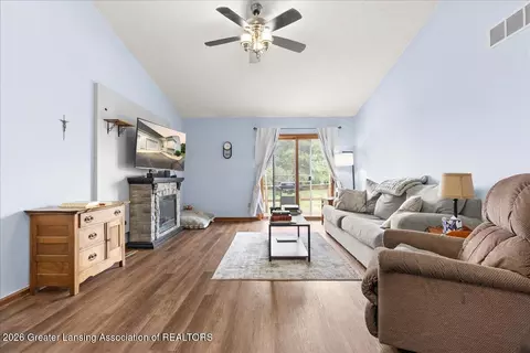 Living - 1107 Sunview Dr, Saint Johns, MI 48879 photo 1 of 2