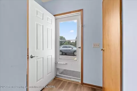 Entry Way - 1107 Sunview Dr, Saint Johns, MI 48879 photo 1 of 3