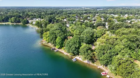 View/Area - 705 W Geneva Dr, Dewitt, MI 48820 photo 3 of 9