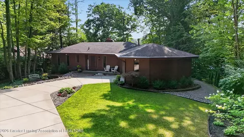 Exterior - 705 W Geneva Dr, Dewitt, MI 48820 photo 18 of 20