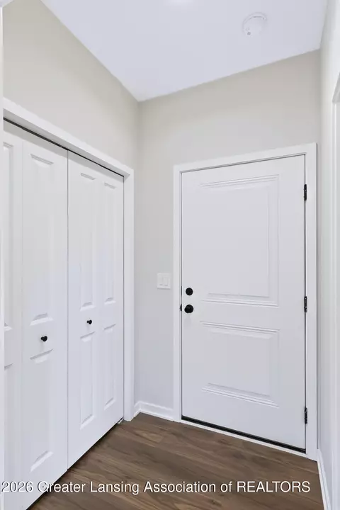 Entry Way - 602 Magenta Ct, Haslett, MI 48840 photo 5 of 9