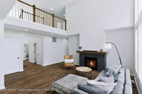 Living - 602 Magenta Ct, Haslett, MI 48840 photo 1 of 3