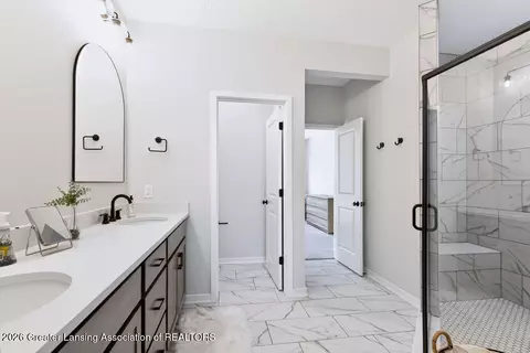 Bath - 602 Magenta Ct, Haslett, MI 48840 photo 5 of 8