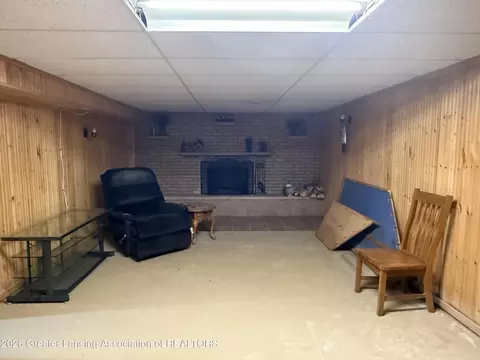 Living - 11433 S Francis Rd, Dewitt, MI 48820 photo 3 of 3