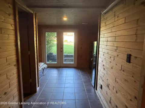 Entry Way - 11433 S Francis Rd, Dewitt, MI 48820 photo 1 of 1