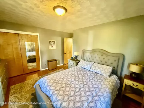 Bedroom - 11433 S Francis Rd, Dewitt, MI 48820 photo 1 of 4