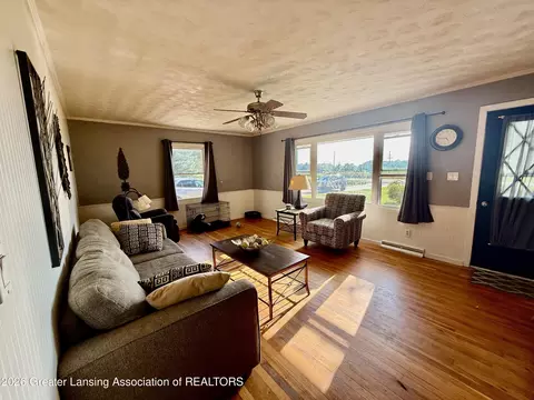 Living - 11433 S Francis Rd, Dewitt, MI 48820 photo 1 of 3