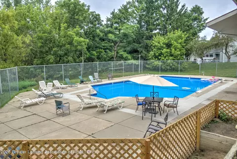 Exterior - 5411 Maple Ridge Rd #74, Haslett, MI 48840 photo 5 of 6