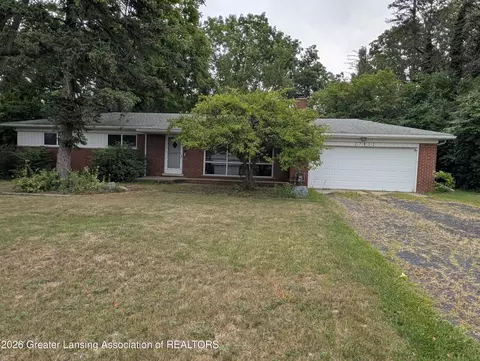 27832 Kendallwood Dr, Farmington Hills, MI 48334