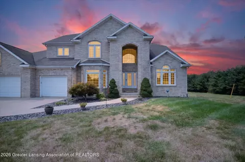 2610 S Edgar Rd, Mason, MI 48854