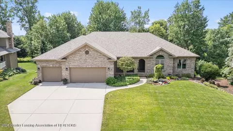 Exterior - 5532 Silverleaf Ct, Haslett, MI 48840 photo 3 of 9