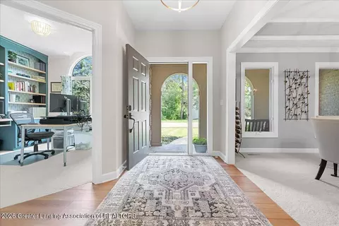 Entry Way - 5532 Silverleaf Ct, Haslett, MI 48840 photo 1 of 2
