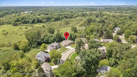 View/Area - 5532 Silverleaf Ct, Haslett, MI 48840 photo 1 of 10