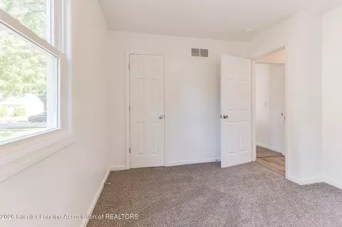 Bedroom - 931 Mel Ave, Lansing, MI 48911 photo 2 of 8