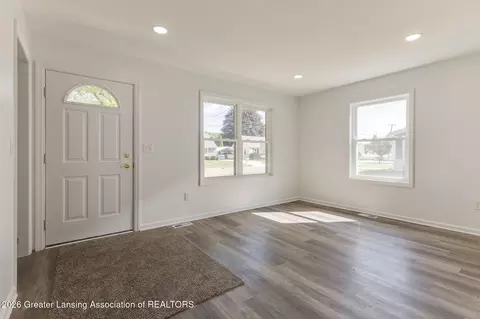 Living - 931 Mel Ave, Lansing, MI 48911 photo 1 of 4