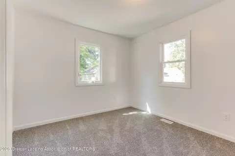 Bedroom - 931 Mel Ave, Lansing, MI 48911 photo 1 of 8