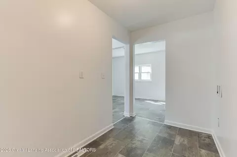 Entry Way - 931 Mel Ave, Lansing, MI 48911 photo 5 of 5