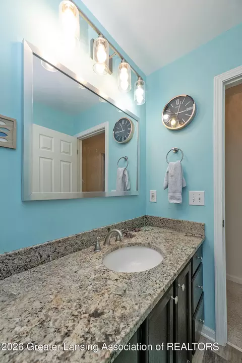 Bath - 154871549 Gary Ln, Bath, MI 48808 photo 4 of 5