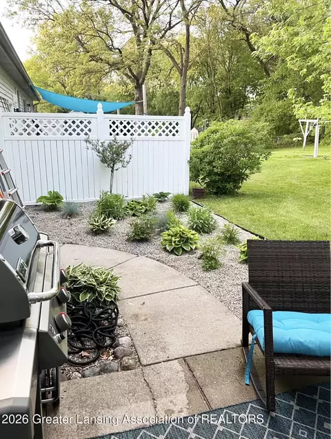 Exterior - 154871549 Gary Ln, Bath, MI 48808 photo 2 of 2