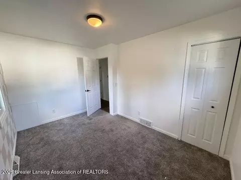 Bedroom - 3717 Starlight Ln, Lansing, MI 48911 photo 2 of 4