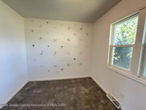 Bedroom - 3717 Starlight Ln, Lansing, MI 48911 photo 4 of 4