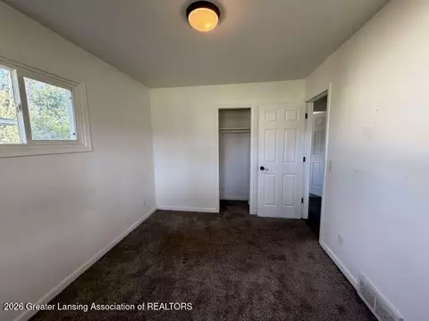 Bedroom - 3717 Starlight Ln, Lansing, MI 48911 photo 3 of 4