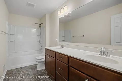 Bath - 1582 Maiden Ln, Okemos, MI 48864 photo 4 of 4